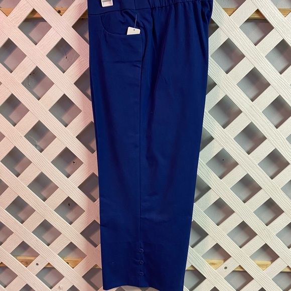 Isaac Mizrahi Live! Petite 24/7 Stretch Wide Leg Crop Pant Royal Navy 12P - Picture 7 of 8